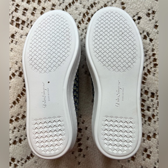 Salvatore Ferragamo “Ruffina Min” Children Shoes - Picture 7 of 15